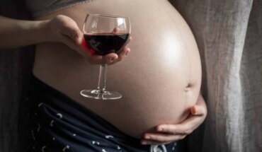 fetalni alkoholni sindrom – uzrok, simptomi, liječenje