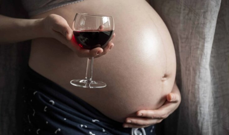 fetalni alkoholni sindrom – uzrok, simptomi, liječenje