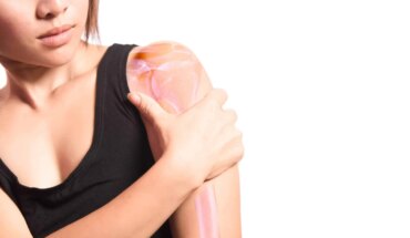 što je frozen shoulder – uzrok, simptomi, liječenje